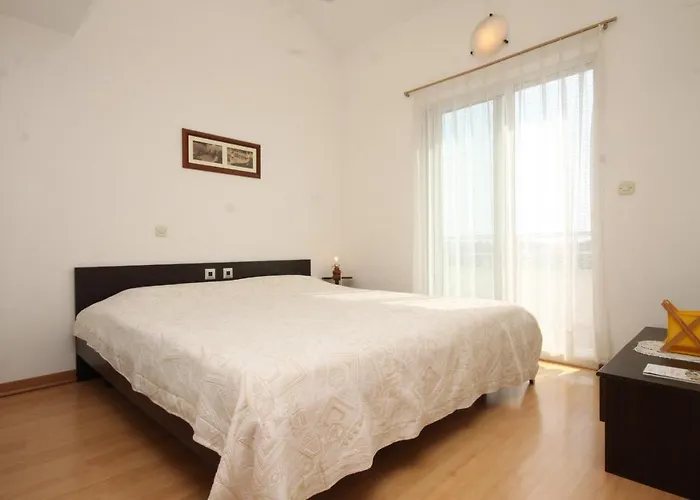 With A Parking Space - 7043 *