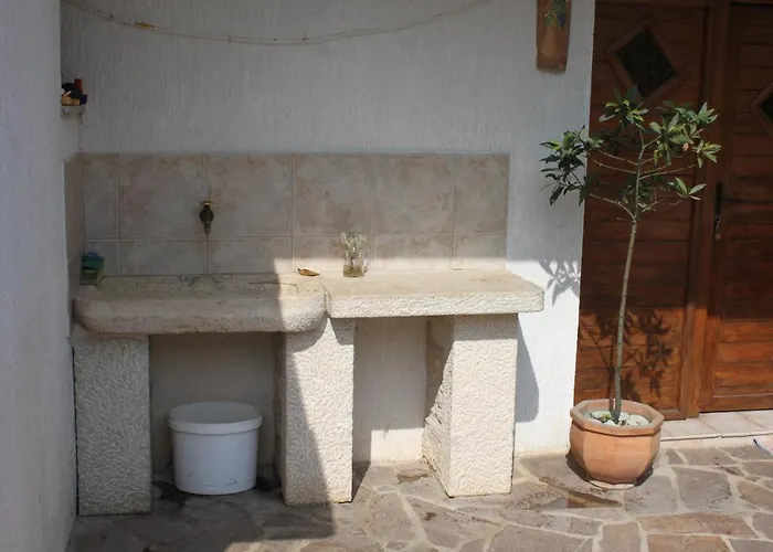 Apartman With A Parking Space - 7043