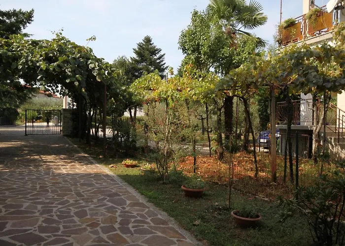 Apartman With A Parking Space - 7043 *