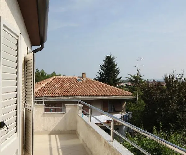 With A Parking Space - 7043 Umag