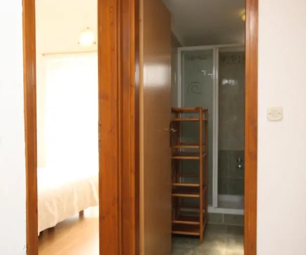 Apartman With A Parking Space - 7043 *