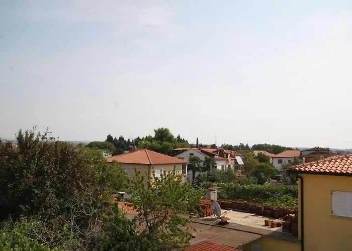 Apartman With A Parking Space - 7043