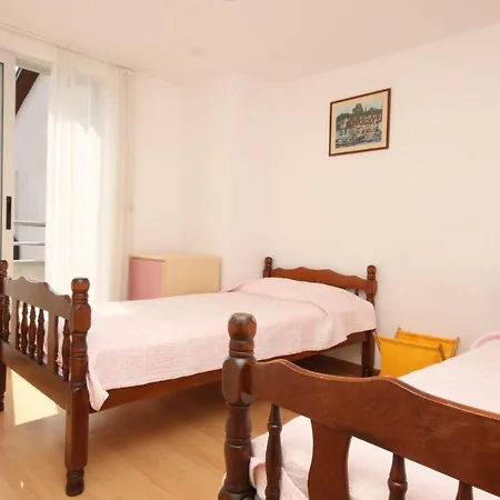 Apartment With A Parking Space - 7043